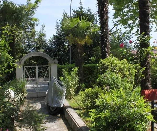 And With Parking Space Lovran, Opatija - 10403 Pensionat Lovran